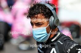Daniel Ricciardo (AUS) Renault F1 Team on the grid. 02.08.2020. Formula 1 World Championship, Rd 4, British Grand Prix, Silverstone, England, Race Day.