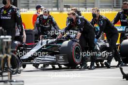 Valtteri Bottas (FIN) Mercedes AMG F1 W11 on the grid. 02.08.2020. Formula 1 World Championship, Rd 4, British Grand Prix, Silverstone, England, Race Day.