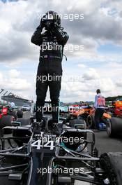 Race winner Lewis Hamilton (GBR) Mercedes AMG F1 W11 celebrates in parc ferme. 02.08.2020. Formula 1 World Championship, Rd 4, British Grand Prix, Silverstone, England, Race Day.