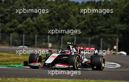 Kevin Magnussen (DEN) Haas VF-20. 01.08.2020. Formula 1 World Championship, Rd 4, British Grand Prix, Silverstone, England, Qualifying Day.