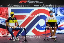 (L to R): Esteban Ocon (FRA) Renault F1 Team and team mate Daniel Ricciardo (AUS) Renault F1 Team in the FIA Press Conference. 30.07.2020. Formula 1 World Championship, Rd 4, British Grand Prix, Silverstone, England, Preparation Day.
