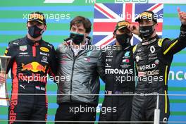 Max Verstappen (NLD), Red Bull Racing, Lewis Hamilton (GBR), Mercedes AMG F1  and Daniel Ricciardo (AUS), Renault F1 Team  11.10.2020. Formula 1 World Championship, Rd 11, Eifel Grand Prix, Nurbugring, Germany, Race Day.