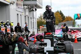 Race winner Lewis Hamilton (GBR) Mercedes AMG F1 W11 celebrates in parc ferme. 11.10.2020. Formula 1 World Championship, Rd 11, Eifel Grand Prix, Nurbugring, Germany, Race Day.
