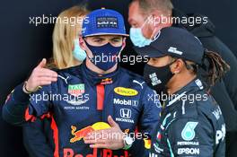 (L to R): Max Verstappen (NLD) Red Bull Racing with Lewis Hamilton (GBR) Mercedes AMG F1 in parc ferme. 11.10.2020. Formula 1 World Championship, Rd 11, Eifel Grand Prix, Nurbugring, Germany, Race Day.