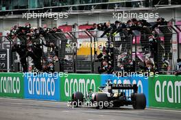 The Renault F1 Team celebrate as Daniel Ricciardo (AUS) Renault F1 Team RS20 takes third position at the end of the race. 11.10.2020. Formula 1 World Championship, Rd 11, Eifel Grand Prix, Nurbugring, Germany, Race Day.