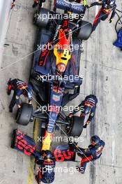 Alexander Albon (THA) Red Bull Racing RB16 retired from the race. 11.10.2020. Formula 1 World Championship, Rd 11, Eifel Grand Prix, Nurbugring, Germany, Race Day.