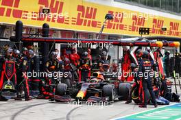 Max Verstappen (NLD) Red Bull Racing RB16 makes a pit stop. 19.07.2020. Formula 1 World Championship, Rd 3, Hungarian Grand Prix, Budapest, Hungary, Race Day.