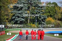 Sebastian Vettel (GER) Ferrari walks the circuit with the team. 30.10.2020. Formula 1 World Championship, Rd 13, Emilia Romagna Grand Prix, Imola, Italy, Practice Day.