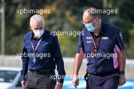 (L to R): Professor Steve Peters (GBR) Consultant Psychiatrist walks the circuit with Tom McCullough (GBR) Racing Point F1 Team Chief Engineer. 30.10.2020. Formula 1 World Championship, Rd 13, Emilia Romagna Grand Prix, Imola, Italy, Practice Day.