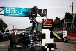 Race winner Lewis Hamilton (GBR) Mercedes AMG F1 W11 celebrates in parc ferme. 01.11.2020. Formula 1 World Championship, Rd 13, Emilia Romagna Grand Prix, Imola, Italy, Race Day.