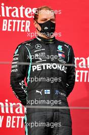 Valtteri Bottas (FIN) Mercedes AMG F1 celebrates his second position on the podium. 01.11.2020. Formula 1 World Championship, Rd 13, Emilia Romagna Grand Prix, Imola, Italy, Race Day.