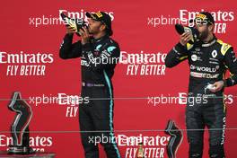 Lewis Hamilton (GBR), Mercedes AMG F1  and Daniel Ricciardo (AUS), Renault F1 Team  01.11.2020. Formula 1 World Championship, Rd 13, Emilia Romagna Grand Prix, Imola, Italy, Race Day.