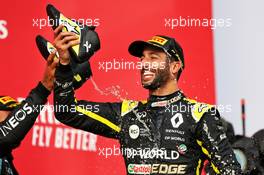Daniel Ricciardo (AUS) Renault F1 Team celebrates his third position on the podium with race winner Lewis Hamilton (GBR) Mercedes AMG F1. 01.11.2020. Formula 1 World Championship, Rd 13, Emilia Romagna Grand Prix, Imola, Italy, Race Day.