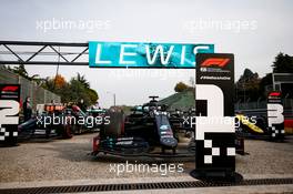 Race winner Lewis Hamilton (GBR) Mercedes AMG F1 W11 in parc ferme. 01.11.2020. Formula 1 World Championship, Rd 13, Emilia Romagna Grand Prix, Imola, Italy, Race Day.