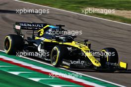 Daniel Ricciardo (AUS) Renault F1 Team RS20. 31.10.2020. Formula 1 World Championship, Rd 13, Emilia Romagna Grand Prix, Imola, Italy, Qualifying Day.