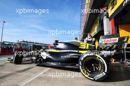 Esteban Ocon (FRA) Renault F1 Team RS20 leaves the pits. 31.10.2020. Formula 1 World Championship, Rd 13, Emilia Romagna Grand Prix, Imola, Italy, Qualifying Day.