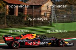 Alexander Albon (THA) Red Bull Racing RB16. 31.10.2020. Formula 1 World Championship, Rd 13, Emilia Romagna Grand Prix, Imola, Italy, Qualifying Day.