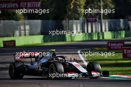 Kevin Magnussen (DEN) Haas VF-20. 31.10.2020. Formula 1 World Championship, Rd 13, Emilia Romagna Grand Prix, Imola, Italy, Qualifying Day.