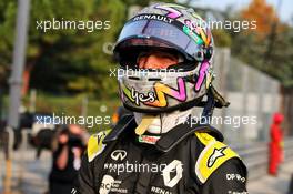 Daniel Ricciardo (AUS) Renault F1 Team in qualifying parc ferme. 31.10.2020. Formula 1 World Championship, Rd 13, Emilia Romagna Grand Prix, Imola, Italy, Qualifying Day.