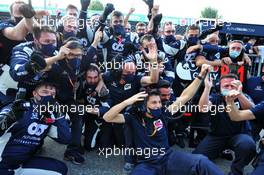 AlphaTauri celebrate victory for Pierre Gasly (FRA) AlphaTauri. 06.09.2020. Formula 1 World Championship, Rd 8, Italian Grand Prix, Monza, Italy, Race Day.