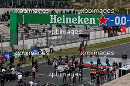 The grid before the start of the race. 25.10.2020. Formula 1 World Championship, Rd 12, Portuguese Grand Prix, Portimao, Portugal, Race Day.