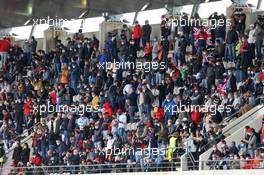 Circuit atmosphere - fans in the grandstand. 25.10.2020. Formula 1 World Championship, Rd 12, Portuguese Grand Prix, Portimao, Portugal, Race Day.
