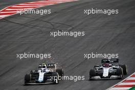 (L to R): Nicholas Latifi (CDN) Williams Racing FW43 and Daniil Kvyat (RUS) AlphaTauri AT01 battle for position. 25.10.2020. Formula 1 World Championship, Rd 12, Portuguese Grand Prix, Portimao, Portugal, Race Day.