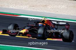 Alexander Albon (THA) Red Bull Racing RB16. 24.10.2020. Formula 1 World Championship, Rd 12, Portuguese Grand Prix, Portimao, Portugal, Qualifying Day.