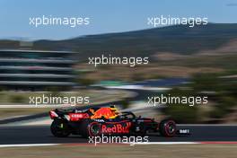 Alexander Albon (THA), Red Bull Racing  24.10.2020. Formula 1 World Championship, Rd 12, Portuguese Grand Prix, Portimao, Portugal, Qualifying Day.