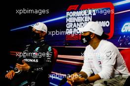 (L to R): Valtteri Bottas (FIN) Mercedes AMG F1 and Lewis Hamilton (GBR) Mercedes AMG F1 in the post qualifying FIA Press Conference. 24.10.2020. Formula 1 World Championship, Rd 12, Portuguese Grand Prix, Portimao, Portugal, Qualifying Day.