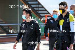 (L to R): Guanyu Zhou (CHN) Renault F1 Team Test Driver with Esteban Ocon (FRA) Renault F1 Team. 22.10.2020. Formula 1 World Championship, Rd 12, Portuguese Grand Prix, Portimao, Portugal, Preparation Day.