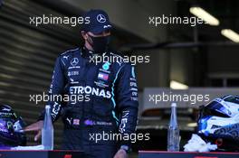 Lewis Hamilton (GBR) Mercedes AMG F1 in parc ferme. 27.09.2020. Formula 1 World Championship, Rd 10, Russian Grand Prix, Sochi Autodrom, Sochi, Russia, Race Day.