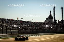 Lando Norris (GBR) McLaren MCL35. 27.09.2020. Formula 1 World Championship, Rd 10, Russian Grand Prix, Sochi Autodrom, Sochi, Russia, Race Day.