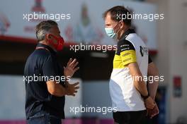 (L to R): Jean Alesi (FRA) with Alan Permane (GBR) Renault F1 Team Trackside Operations Director. 04.12.2020. Formula 1 World Championship, Rd 16, Sakhir Grand Prix, Sakhir, Bahrain, Practice Day