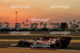 Antonio Giovinazzi (ITA) Alfa Romeo Racing C39. 04.12.2020. Formula 1 World Championship, Rd 16, Sakhir Grand Prix, Sakhir, Bahrain, Practice Day