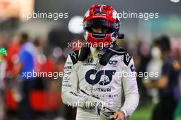 Pierre Gasly (FRA) AlphaTauri on the grid. 06.12.2020. Formula 1 World Championship, Rd 16, Sakhir Grand Prix, Sakhir, Bahrain, Race Day.