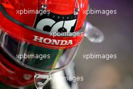 Daniil Kvyat (RUS) AlphaTauri on the grid. 06.12.2020. Formula 1 World Championship, Rd 16, Sakhir Grand Prix, Sakhir, Bahrain, Race Day.