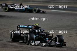 Valtteri Bottas (FIN) Mercedes AMG F1 W11. 06.12.2020. Formula 1 World Championship, Rd 16, Sakhir Grand Prix, Sakhir, Bahrain, Race Day.