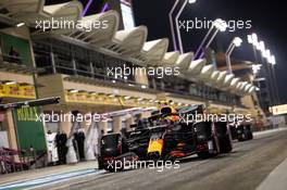 Alexander Albon (THA) Red Bull Racing RB16. 05.12.2020. Formula 1 World Championship, Rd 16, Sakhir Grand Prix, Sakhir, Bahrain, Qualifying Day.