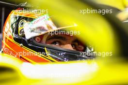 Esteban Ocon (FRA) Renault F1 Team RS20. 05.12.2020. Formula 1 World Championship, Rd 16, Sakhir Grand Prix, Sakhir, Bahrain, Qualifying Day.