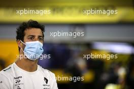 Daniel Ricciardo (AUS) Renault F1 Team. 06.12.2020. Formula 1 World Championship, Rd 16, Sakhir Grand Prix, Sakhir, Bahrain, Race Day.