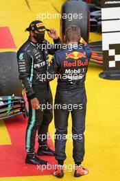 (L to R): Race winner Lewis Hamilton (GBR) Mercedes AMG F1 with Max Verstappen (NLD) Red Bull Racing in parc ferme. 12.07.2020. Formula 1 World Championship, Rd 2, Steiermark Grand Prix, Spielberg, Austria, Race Day.