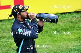 Race winner Lewis Hamilton (GBR) Mercedes AMG F1 celebrates on the podium. 12.07.2020. Formula 1 World Championship, Rd 2, Steiermark Grand Prix, Spielberg, Austria, Race Day.