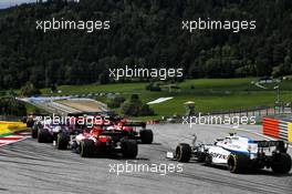 Nicholas Latifi (CDN) Williams Racing FW43 at the start of the race. 12.07.2020. Formula 1 World Championship, Rd 2, Steiermark Grand Prix, Spielberg, Austria, Race Day.