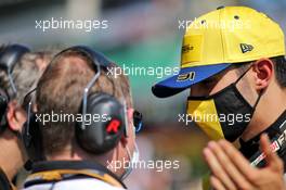 Esteban Ocon (FRA) Renault F1 Team on the grid. 13.09.2020. Formula 1 World Championship, Rd 9, Tuscan Grand Prix, Mugello, Italy, Race Day.