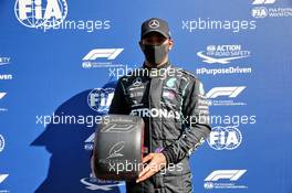 Lewis Hamilton (GBR) Mercedes AMG F1 with the Pirelli Pole Position Award in qualifying parc ferme. 12.09.2020. Formula 1 World Championship, Rd 9, Tuscan Grand Prix, Mugello, Italy, Qualifying Day.