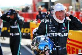 Valtteri Bottas (FIN) Mercedes AMG F1 in qualifying parc ferme. 12.09.2020. Formula 1 World Championship, Rd 9, Tuscan Grand Prix, Mugello, Italy, Qualifying Day.