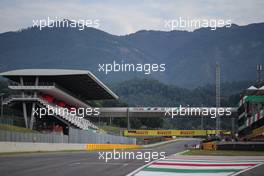 Track Atmosphere  10.09.2020. Formula 1 World Championship, Rd 9, Tuscan Grand Prix, Mugello, Italy, Preparation Day.