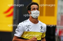 Daniel Ricciardo (AUS) Renault F1 Team. 10.09.2020. Formula 1 World Championship, Rd 9, Tuscan Grand Prix, Mugello, Italy, Preparation Day.
