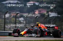 Alexander Albon (THA) Red Bull Racing RB16.  13.11.2020 Formula 1 World Championship, Rd 14, Turkish Grand Prix, Istanbul, Turkey, Practice Day.